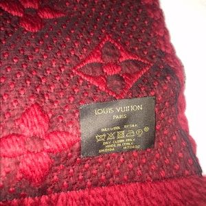 Authentic red Louis Vuitton wool scarf